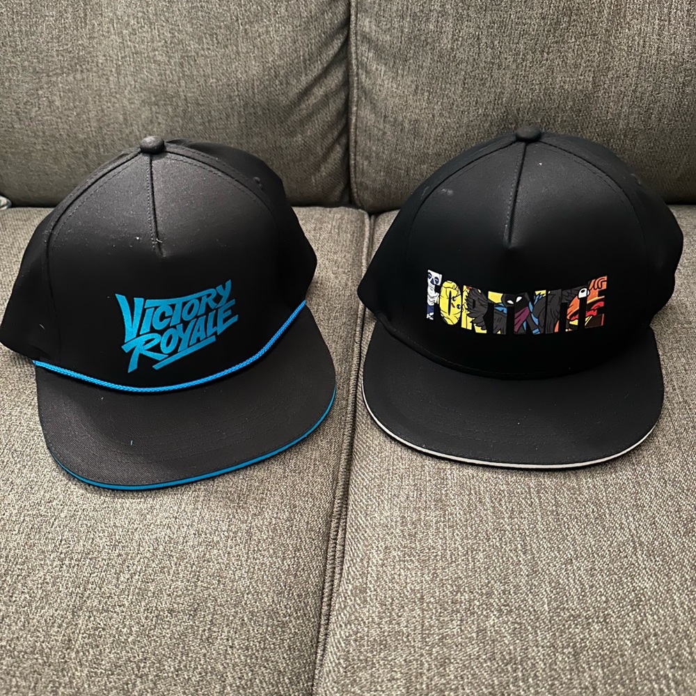 2 boys Fortnite Hats BNWT